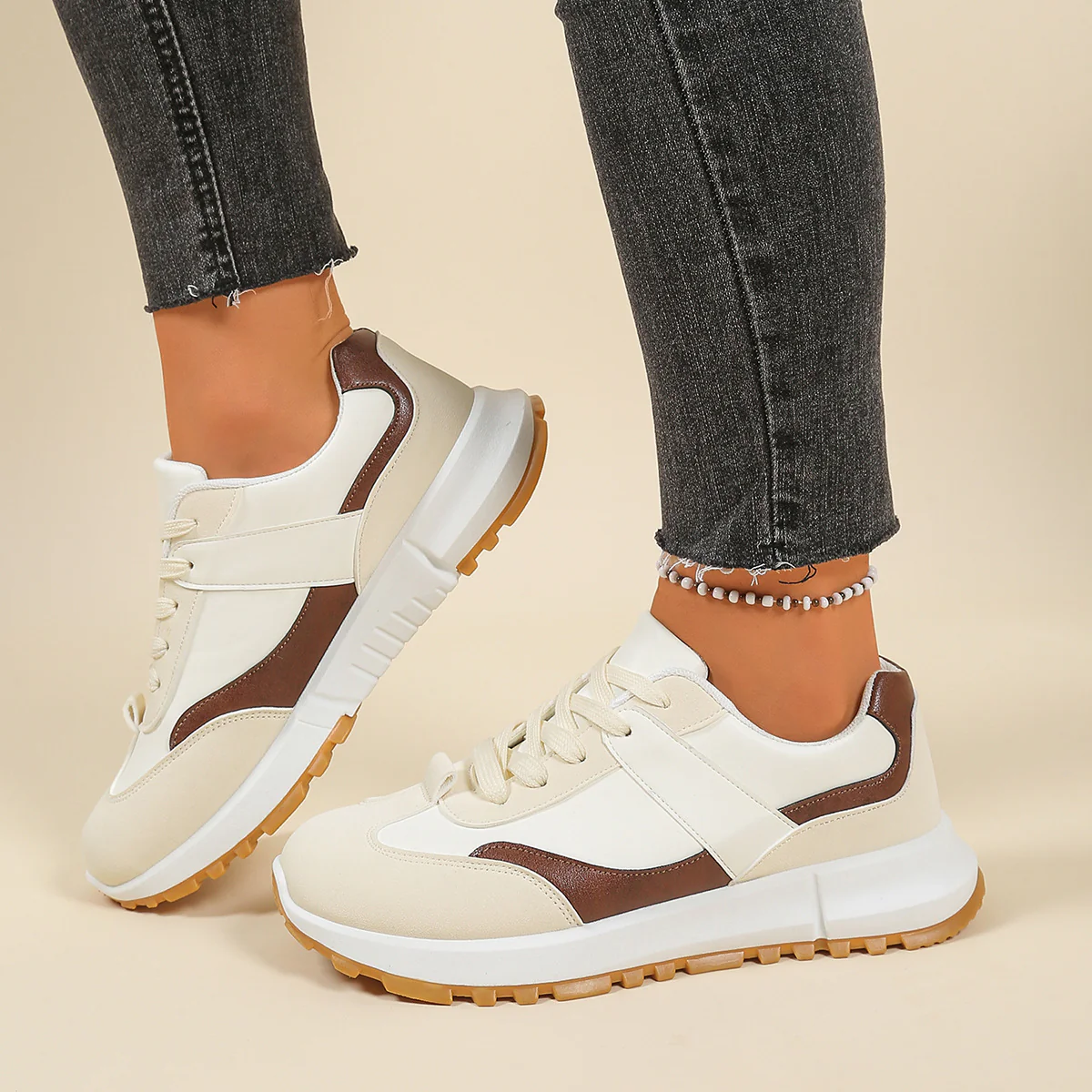 Damen Sportliche Sneakers mit bequemer Dämpfung und modernem Schnitt Heidi Mode - Image 4
