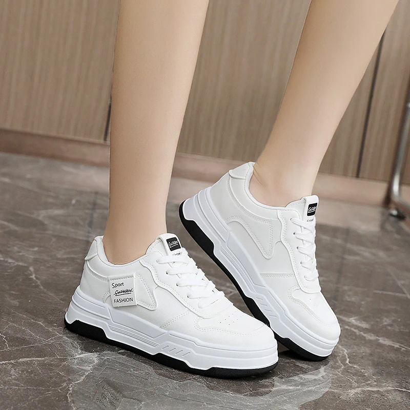 Damen Sportliche Sneakers mit dämpfendem Laufprofil und atmungsaktiver Obermaterialstruktur Heidi Mode - Image 4