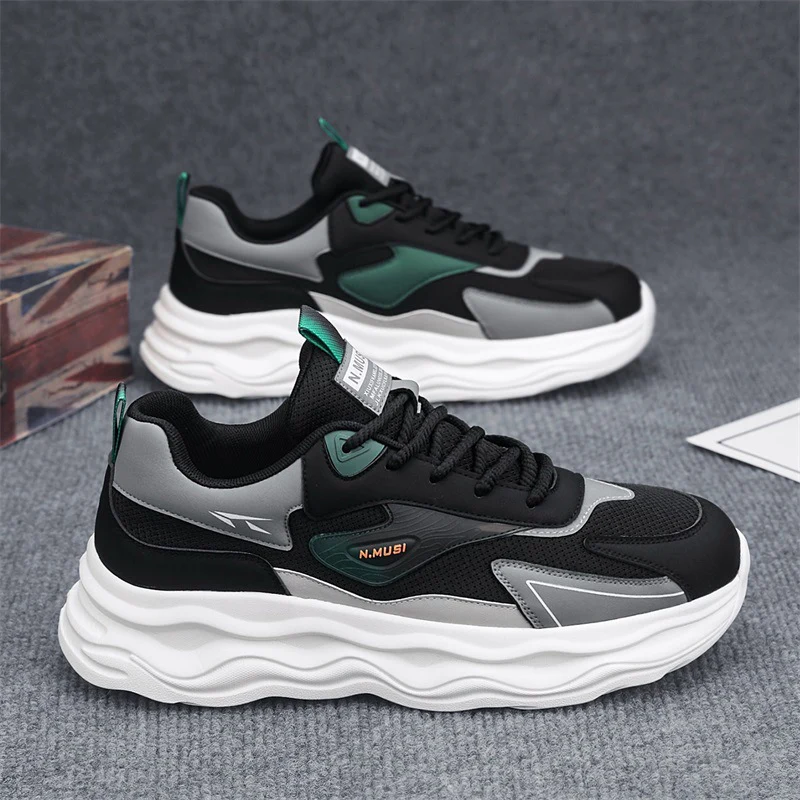 Damen Sportliche Sneakers mit dämpfendem Obermaterial und robuster Sohle Heidi Mode - Image 2