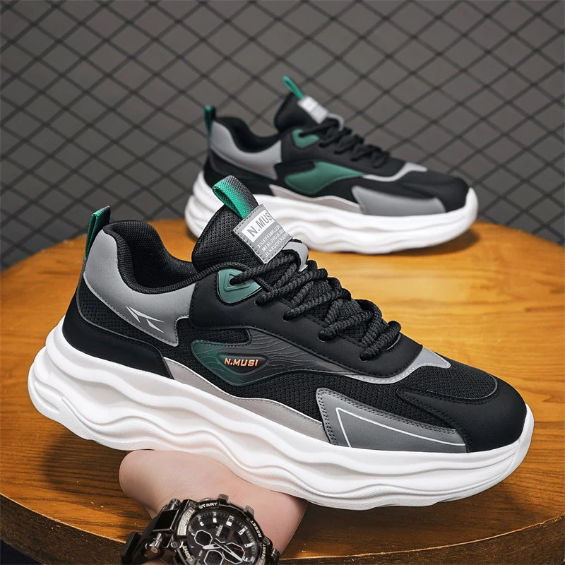 Damen Sportliche Sneakers mit dämpfendem Obermaterial und robuster Sohle Heidi Mode - Image 4