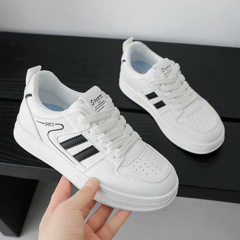 Damen Sportliche Sneakers mit dämpfendem Profil und atmungsaktiver Oberfläche Heidi Mode - Image 2