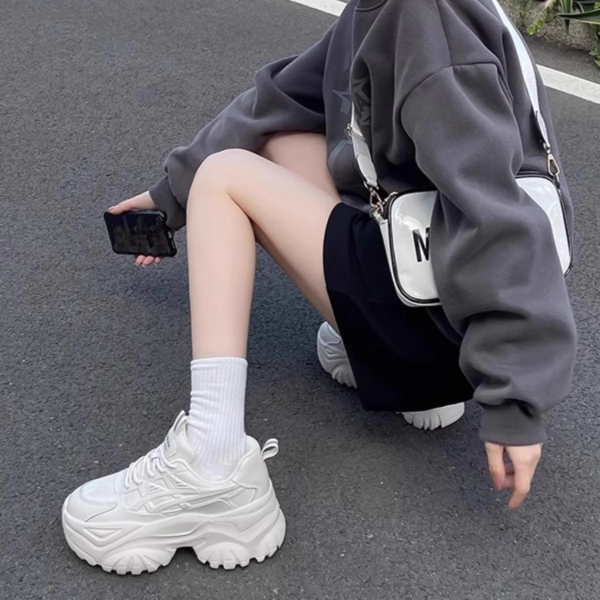 Damen Sportliche Sneakers mit dämpfender Laufsohle und atmungsaktivem Obermaterial Heidi Mode - Image 3