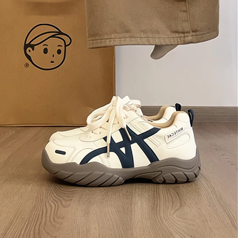 Damen Sportliche Sneakers mit dämpfender Sohle und flexiblem Obermaterial Heidi Mode - Image 2
