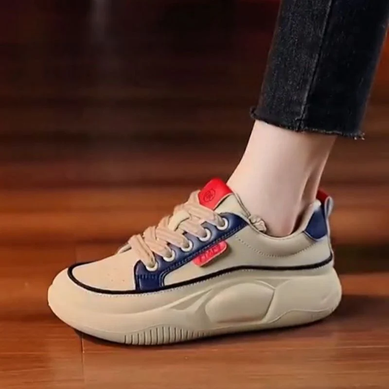 Damen Sportliche Sneakers mit dicker Sohle und komfortablem Obermaterial Heidi Mode - Image 7
