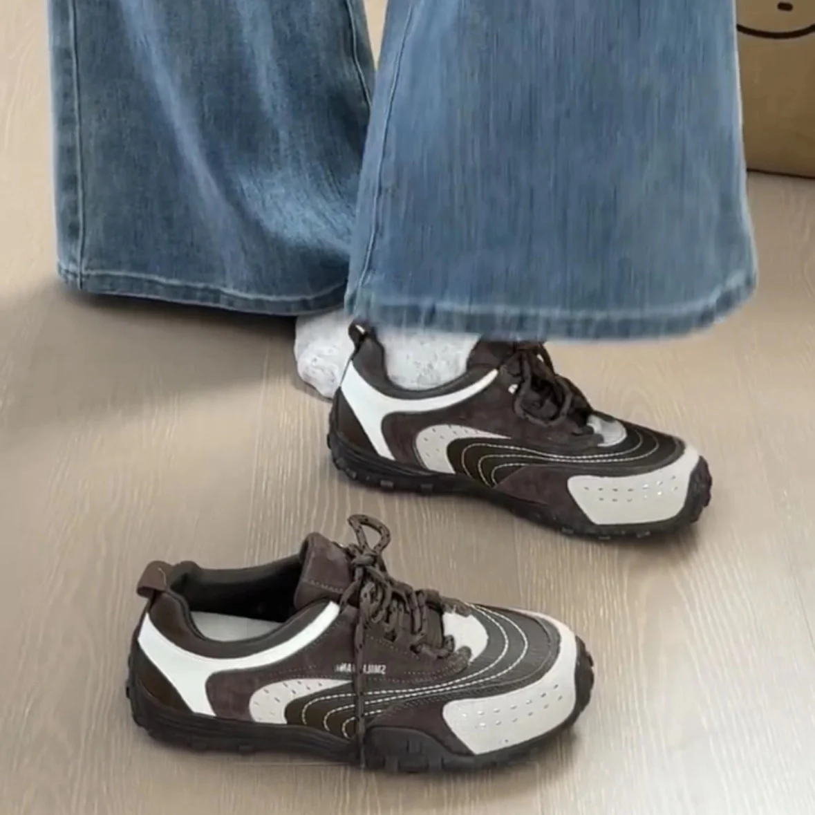 Damen Sportliche Sneakers mit einzigartigem Profil und atmungsaktiver Obermaterialstruktur Heidi Mode - Image 6