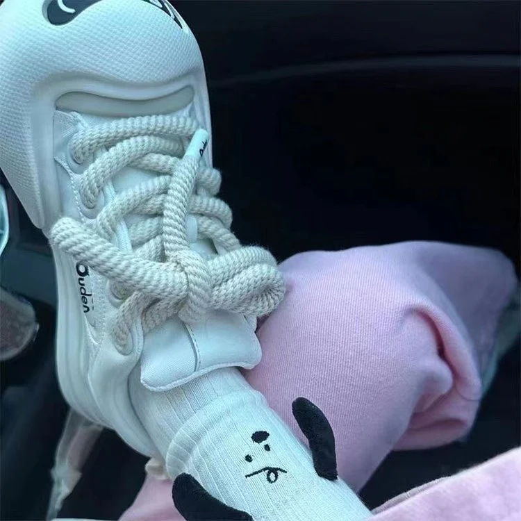 Damen Sportliche Sneakers mit einzigartigem Schnürsystem und bequemer Dämpfung Heidi Mode - Image 2