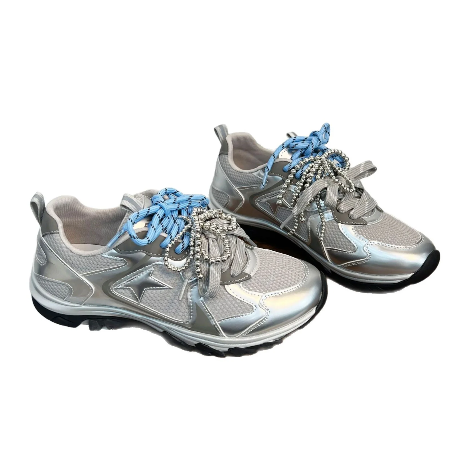 Damen Sportliche Sneakers mit einzigartiger Schnürung und modischen Akzenten Heidi Mode - Image 5
