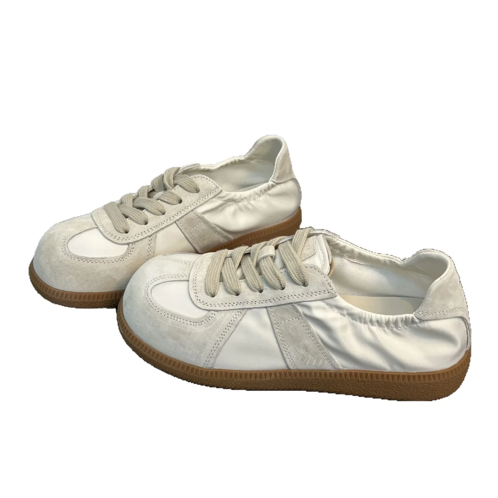 Damen Sportliche Sneakers mit elegantem Satin-Obermaterial Heidi Mode - Image 5