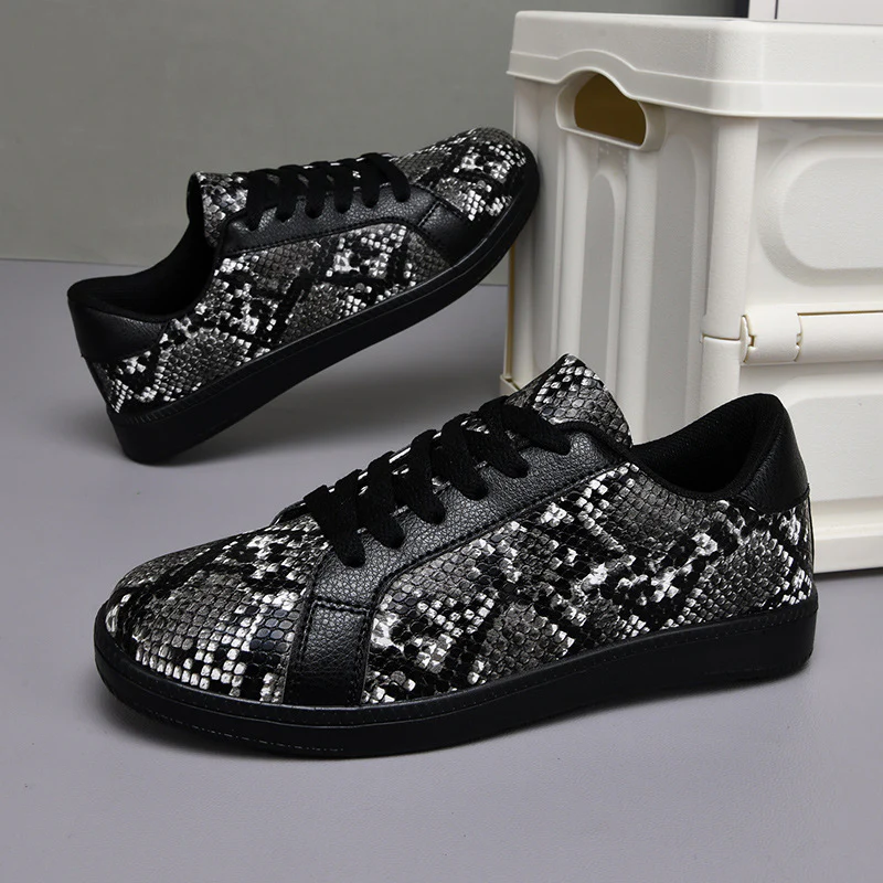 Damen Sportliche Sneakers mit elegantem Schlangenmuster Heidi Mode - Image 2