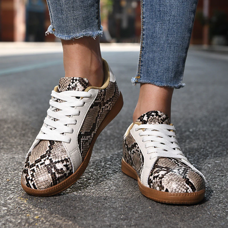 Damen Sportliche Sneakers mit elegantem Schlangenmuster Heidi Mode - Image 3