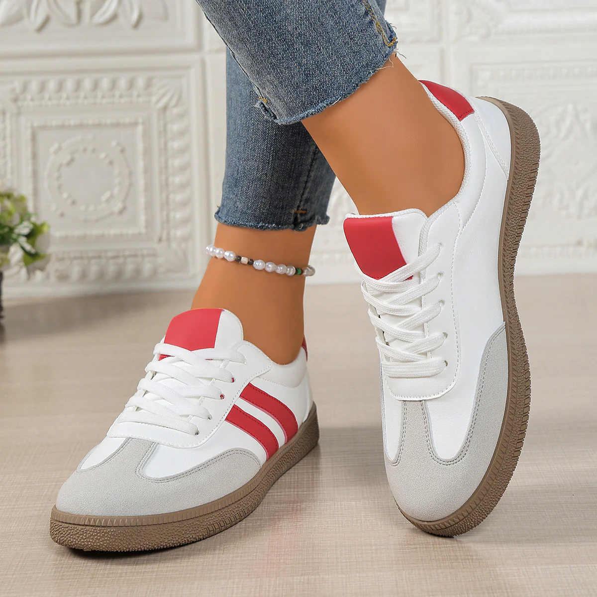 Damen Sportliche Sneakers mit eleganten Metallic-Details Heidi Mode - Image 7