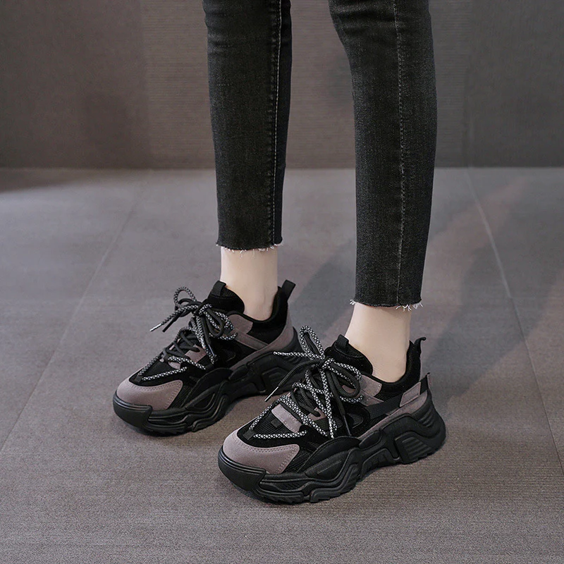 Damen sportliche Sneakers mit ergonomischer Dämpfung und atmungsaktiver Obermaterialstruktur Heidi Mode - Image 3