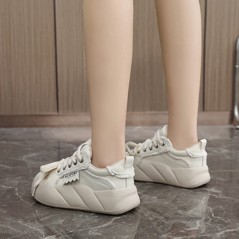 Damen Sportliche Sneakers mit ergonomischer Dämpfung und modischem Design Heidi Mode - Image 4