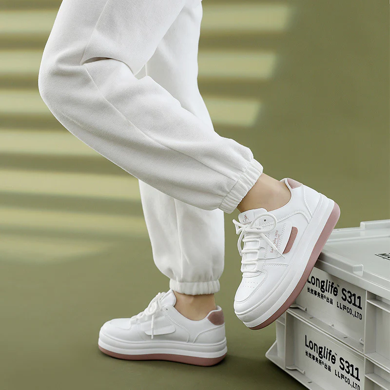 Damen Sportliche Sneakers mit erhöhtem Profil und flexibler Sohle Heidi Mode - Image 4
