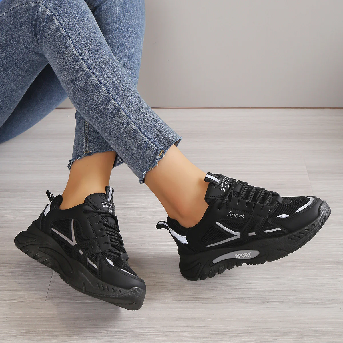 Damen Sportliche Sneakers mit flexibler Laufsohle und atmungsaktivem Obermaterial Heidi Mode - Image 4