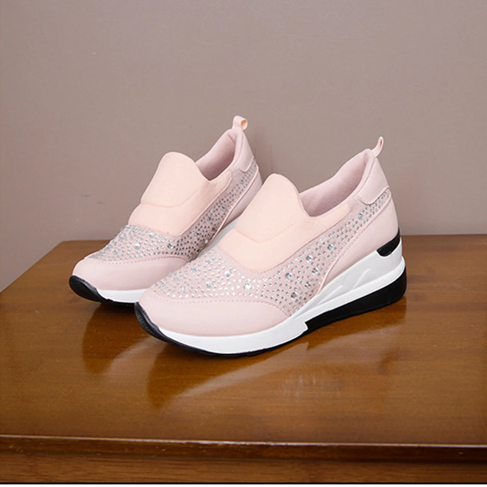 Damen Sportliche Sneakers mit funkelnden Strassdetails Heidi Mode - Image 4