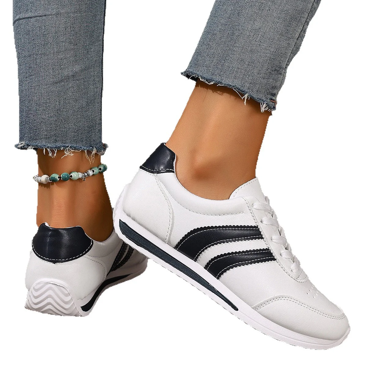 Damen Sportliche Sneakers mit gepolstertem Komfort und modernem Design Heidi Mode - Image 5