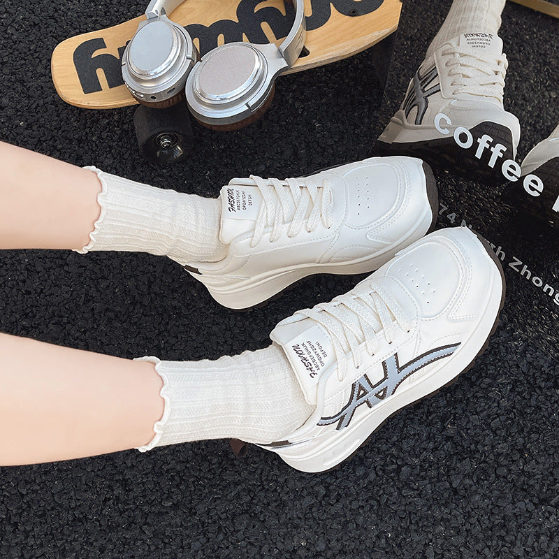 Damen Sportliche Sneakers mit gepolsterter Laufsohle und stilvollem Design Heidi Mode - Image 6