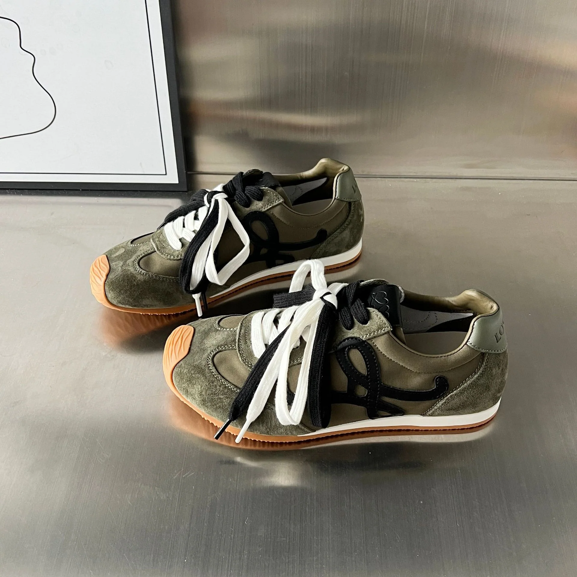 Damen Sportliche Sneakers mit hochwertigem Wildleder und atmungsaktivem Obermaterial Heidi Mode - Image 8