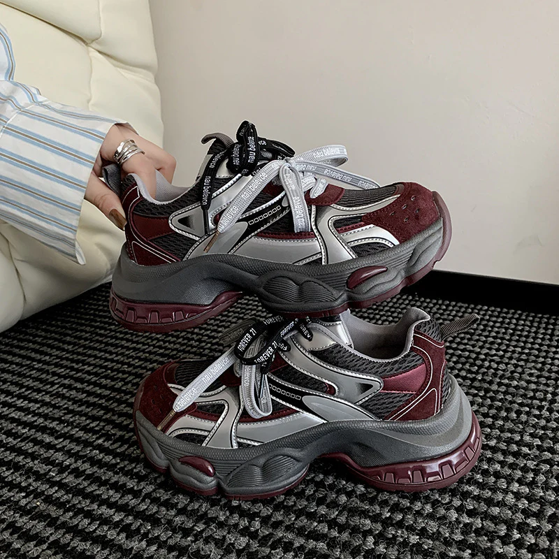 Damen Sportliche Sneakers mit innovativem Design und atmungsaktiver Obermaterialstruktur Heidi Mode - Image 3