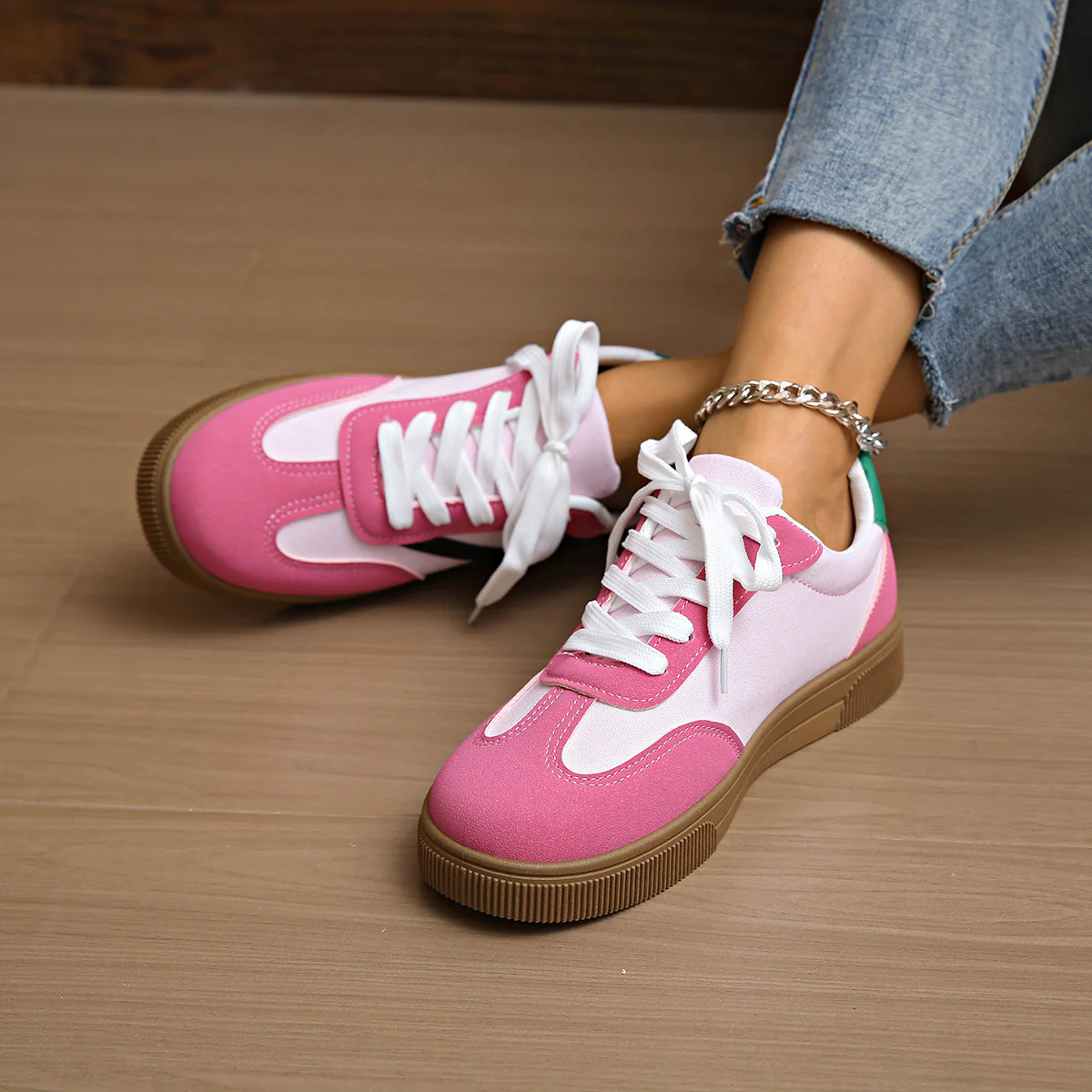Damen Sportliche Sneakers mit innovativem Design und rutschfester Sohle Heidi Mode - Image 2