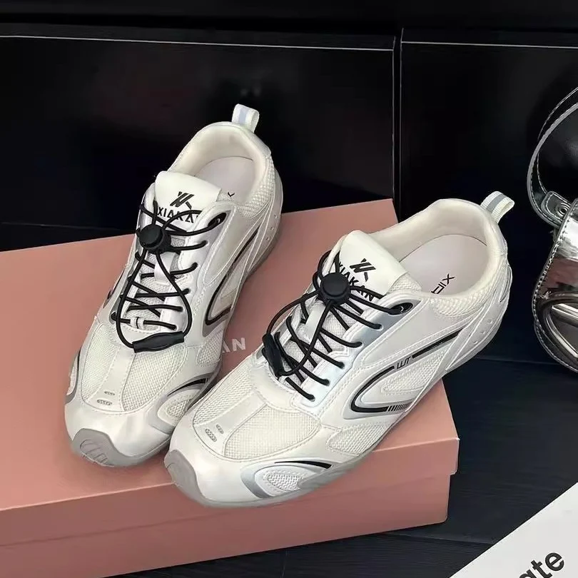 Damen Sportliche Sneakers mit innovativem Schnürsystem und atmungsaktiver Sohle Heidi Mode