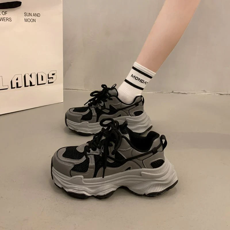 Damen sportliche Sneakers mit innovativer Dämpfungstechnologie und atmungsaktivem Obermaterial Heidi Mode - Image 4