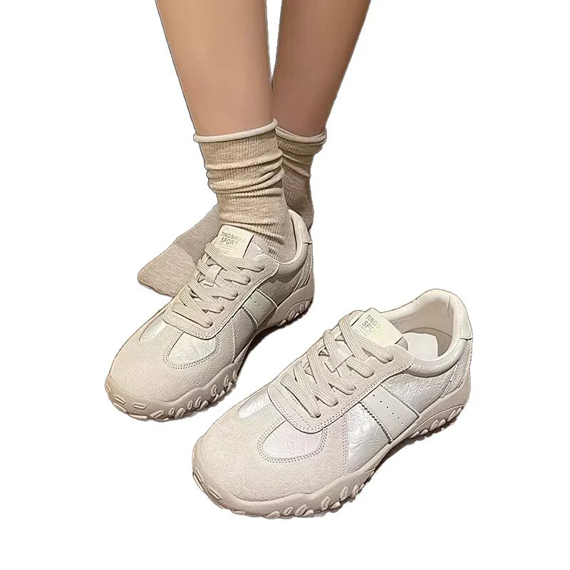Damen Sportliche Sneakers mit innovativer Sohle und hochwertigem Wildleder-Obermaterial Heidi Mode - Image 5