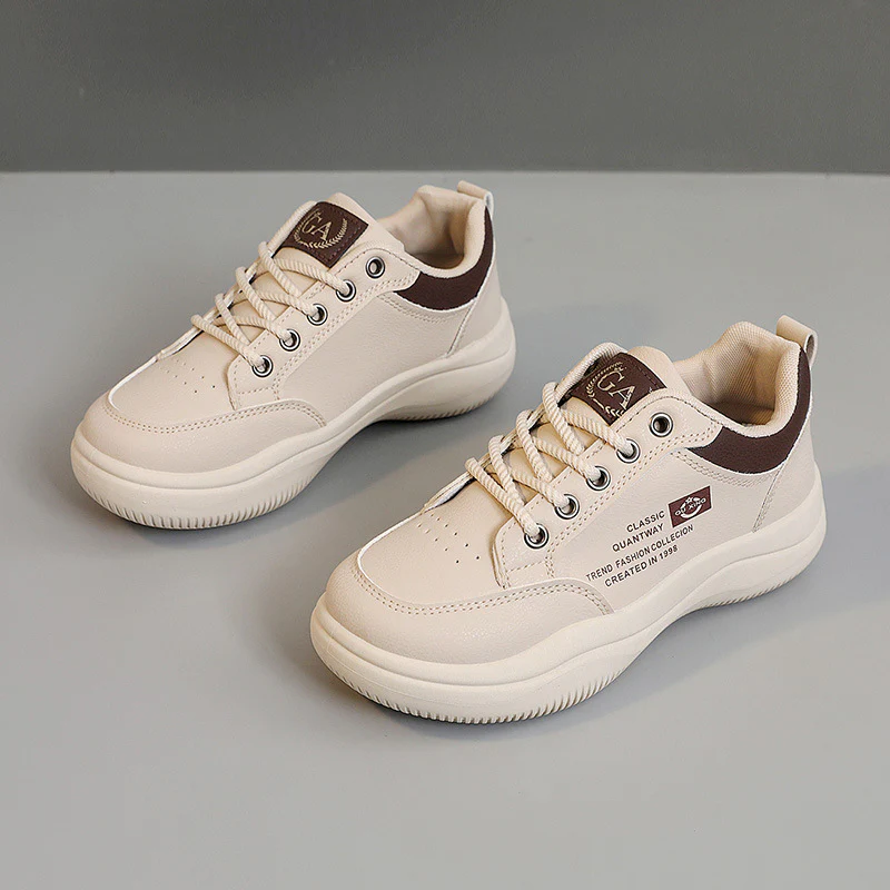 Damen Sportliche Sneakers mit klassischem Design und atmungsaktiven Einsätzen Heidi Mode - Image 2