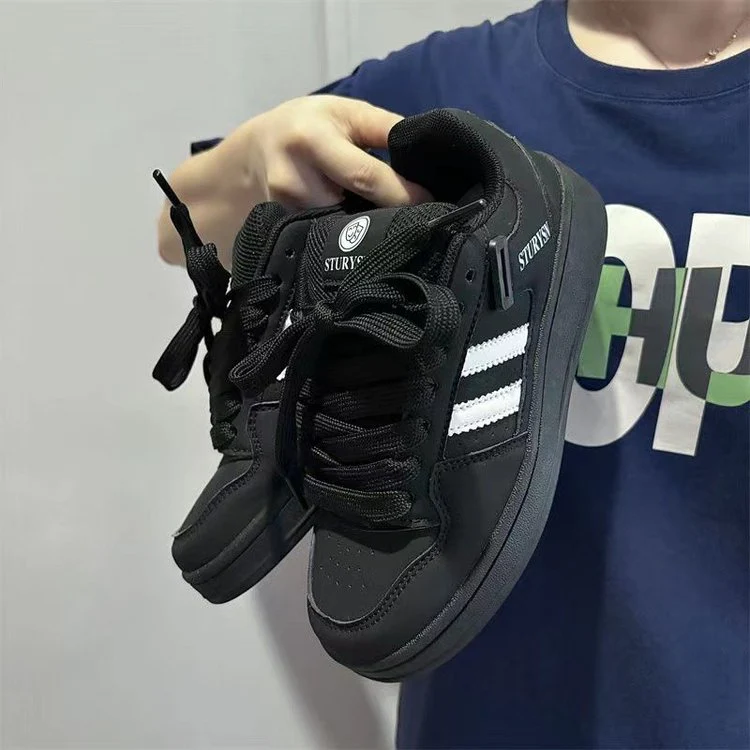 Damen Sportliche Sneakers mit klassischem Design und dämpfender Sohle Heidi Mode - Image 5