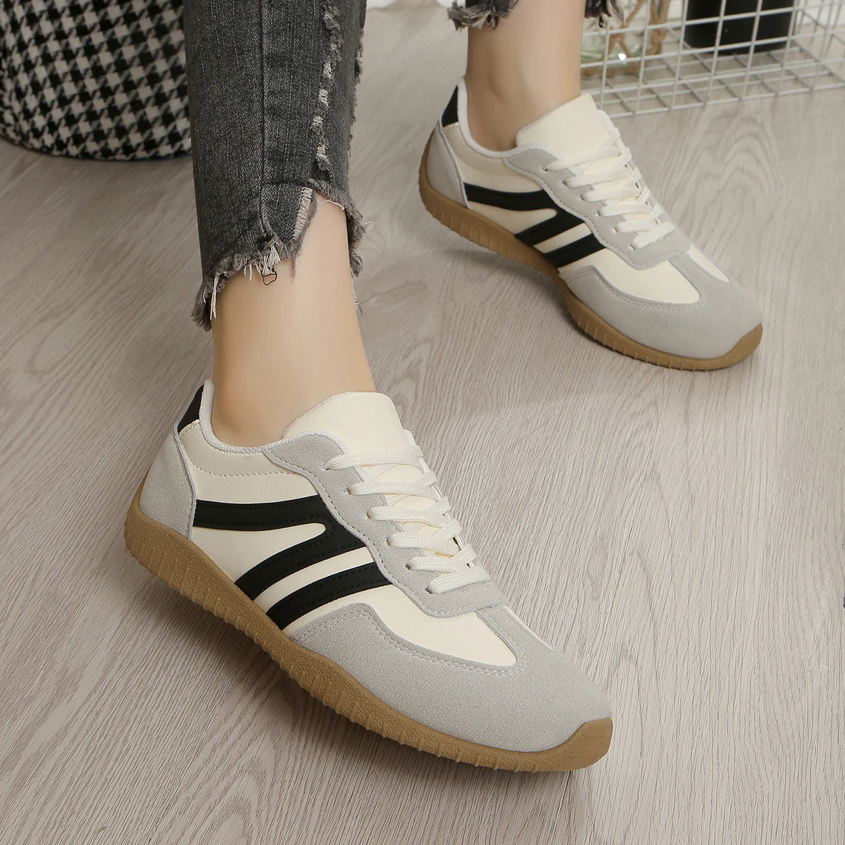 Damen Sportliche Sneakers mit Komfort-Dämpfung und atmungsaktivem Obermaterial Heidi Mode - Image 4