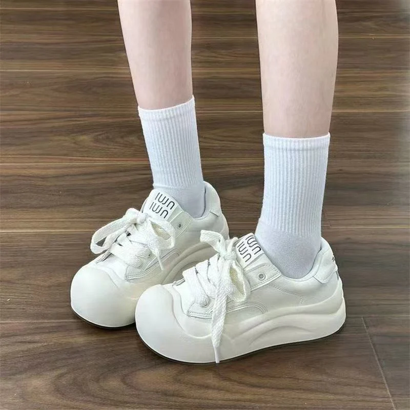 Damen Sportliche Sneakers mit komfortabler Volumen-Sohle Heidi Mode - Image 4