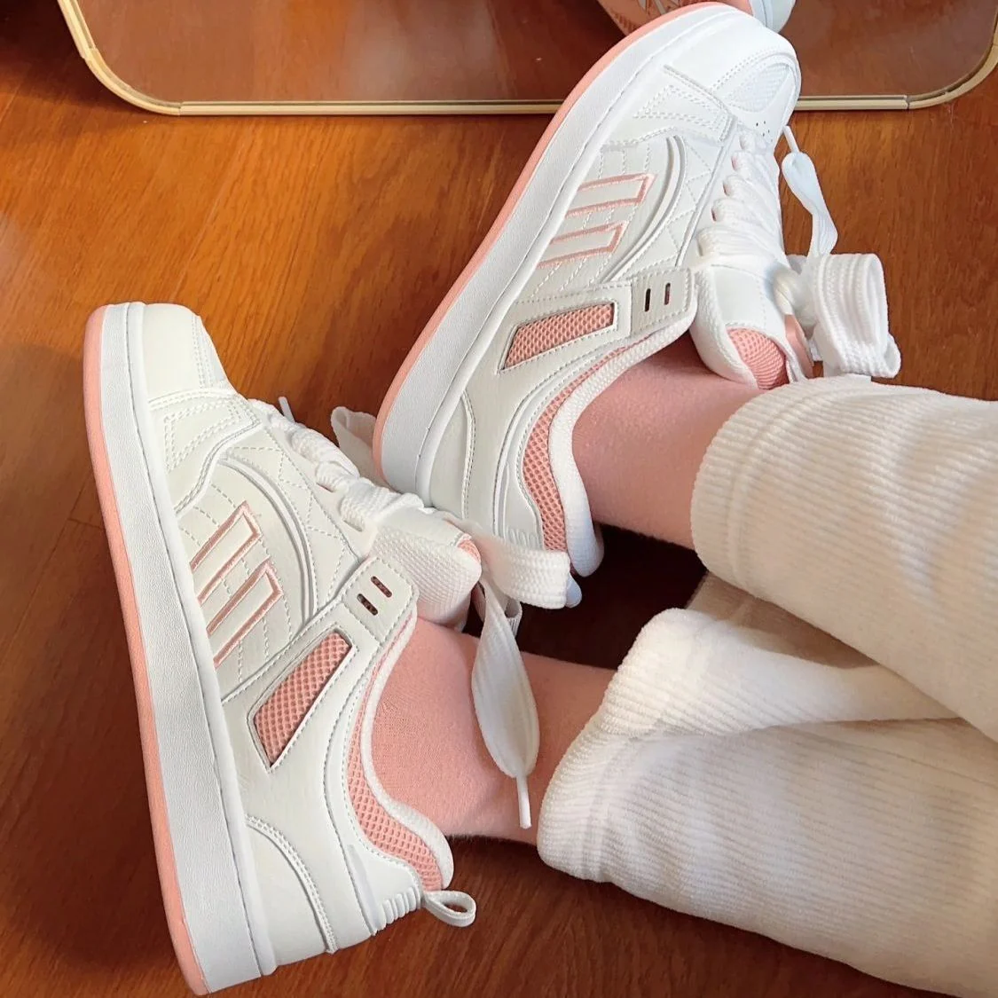 Damen Sportliche Sneakers mit lässigem Design und Komfortfunktion Heidi Mode - Image 4