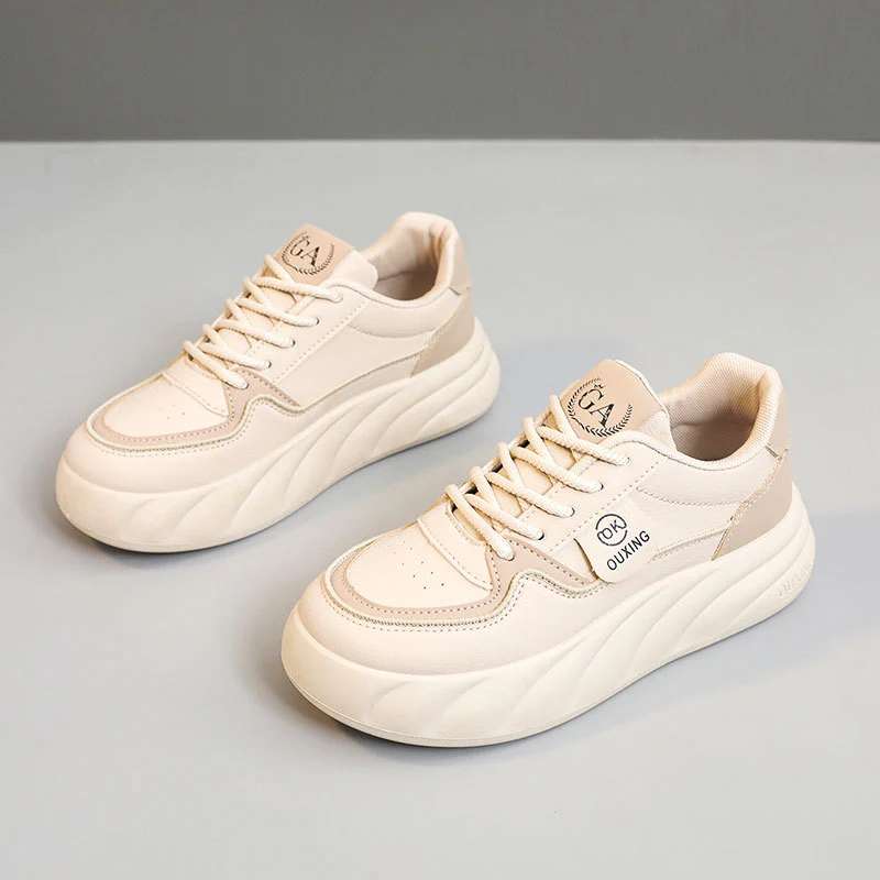 Damen sportliche Sneakers mit luftiger Mesh-Oberfläche und modischem Profil Heidi Mode - Image 9