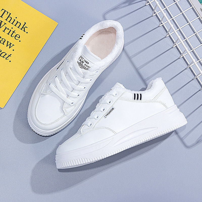 Damen Sportliche Sneakers mit modernem Design und atmungsaktiver Sohle Heidi Mode - Image 4