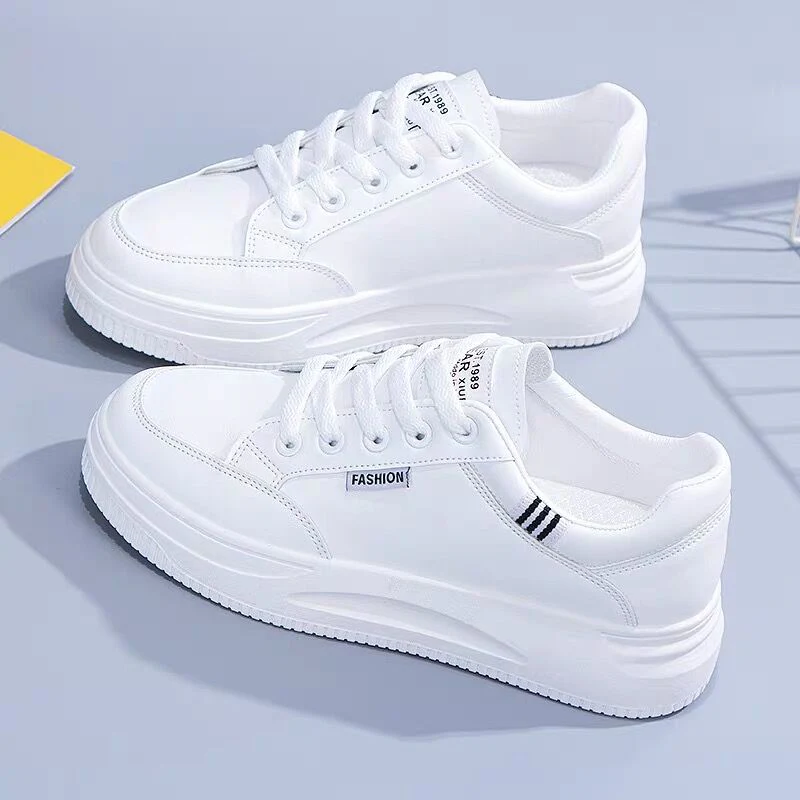 Damen Sportliche Sneakers mit modernem Design und atmungsaktiver Sohle Heidi Mode - Image 6