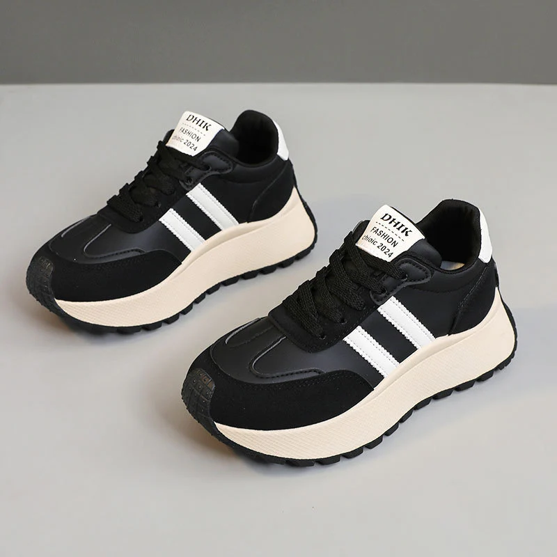 Damen Sportliche Sneakers mit modernem Design und dämpfender Laufsohle Heidi Mode - Image 7