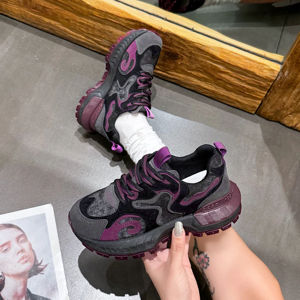 Damen sportliche Sneakers mit modernem Design und robustem Sohlenprofil Heidi Mode - Image 3