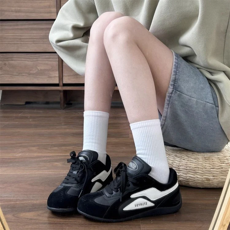 Damen Sportliche Sneakers mit modernem Design und strapazierfähigem Obermaterial Heidi Mode - Image 4