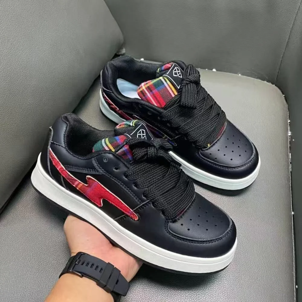 Damen Sportliche Sneakers mit modernem Karomuster und rutschfester Sohle Heidi Mode - Image 2