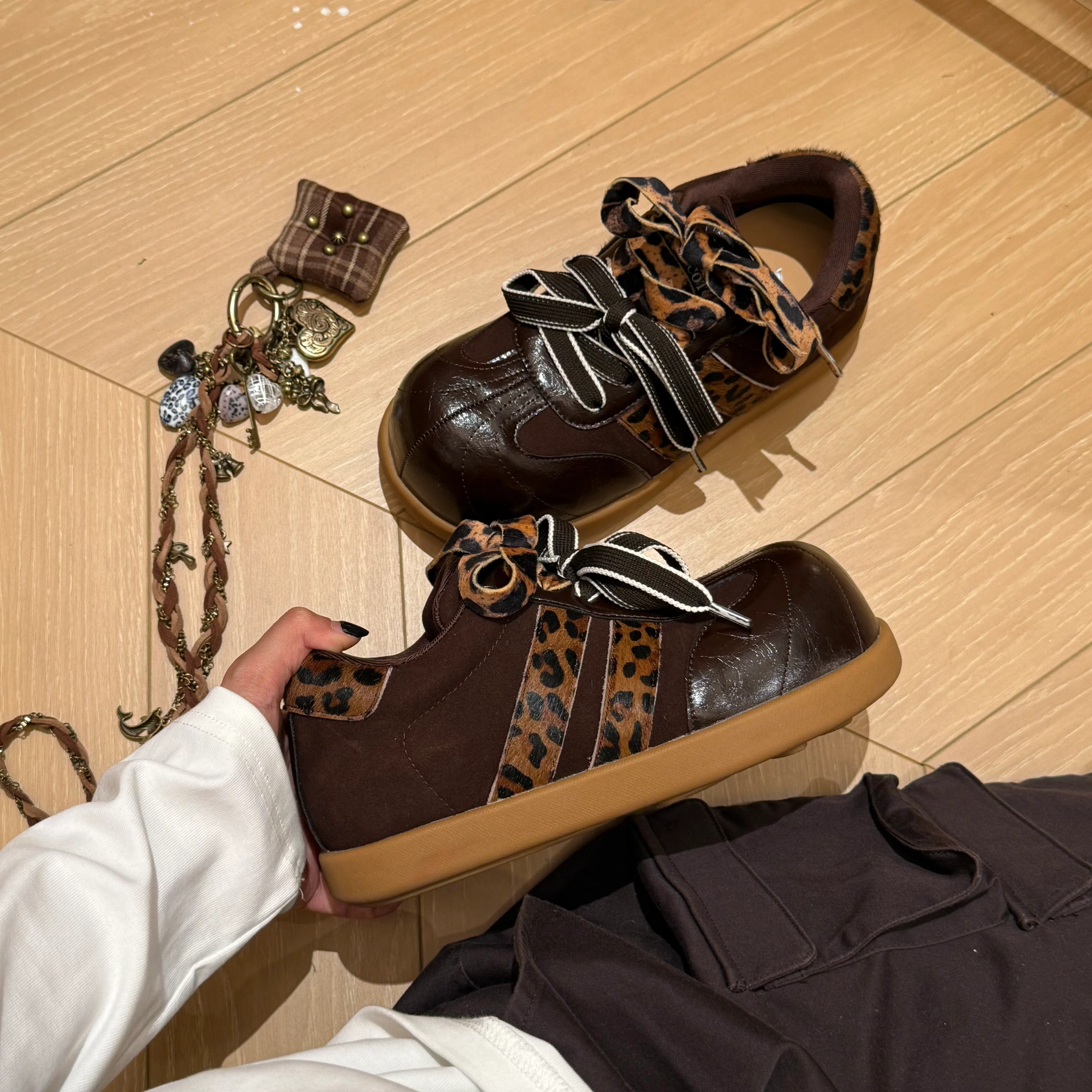Damen Sportliche Sneakers mit modischem Animalprint und innovativem Schnürsystem Heidi Mode - Image 8
