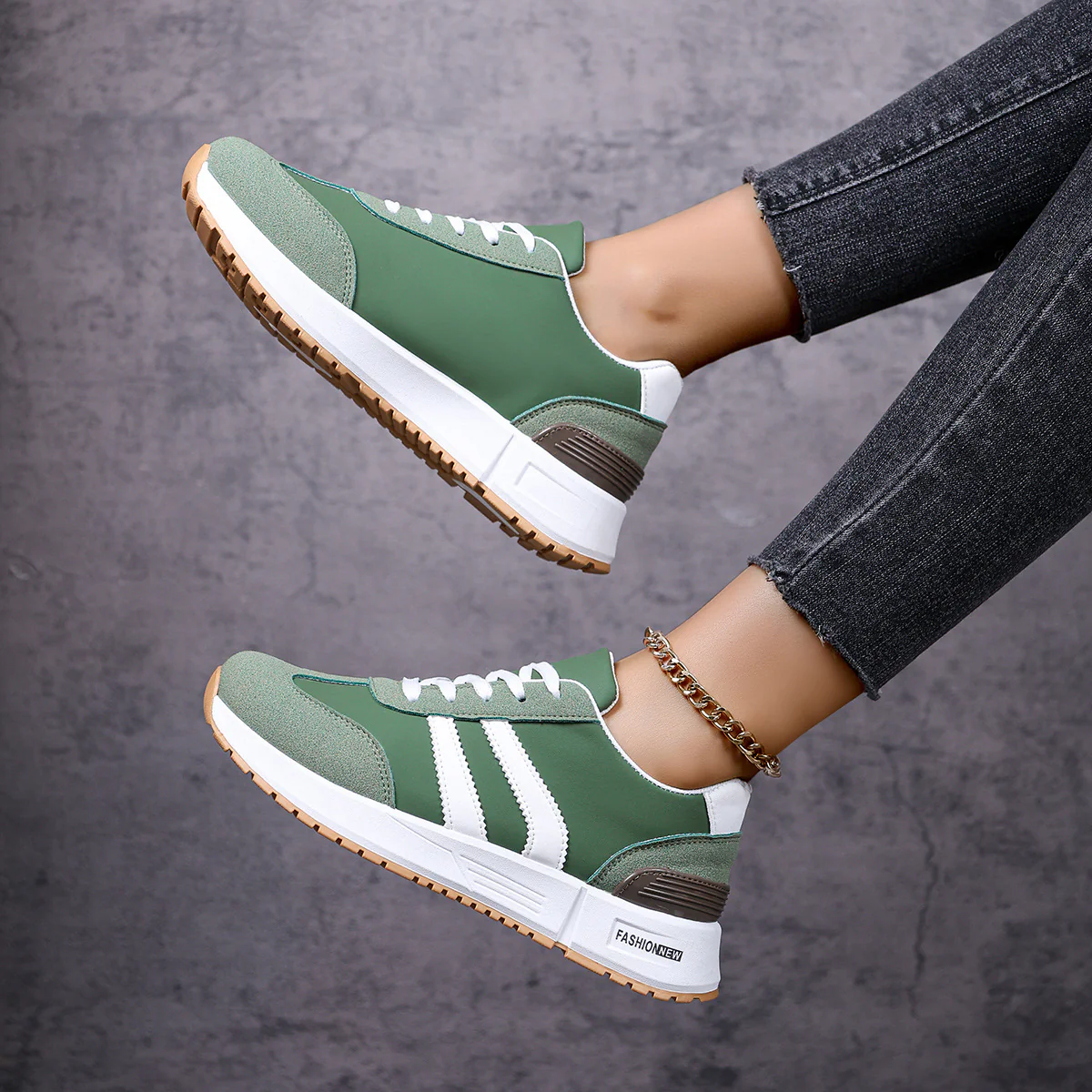 Damen Sportliche Sneakers mit modischem Design und atmungsaktiver Oberflächenstruktur Heidi Mode - Image 2