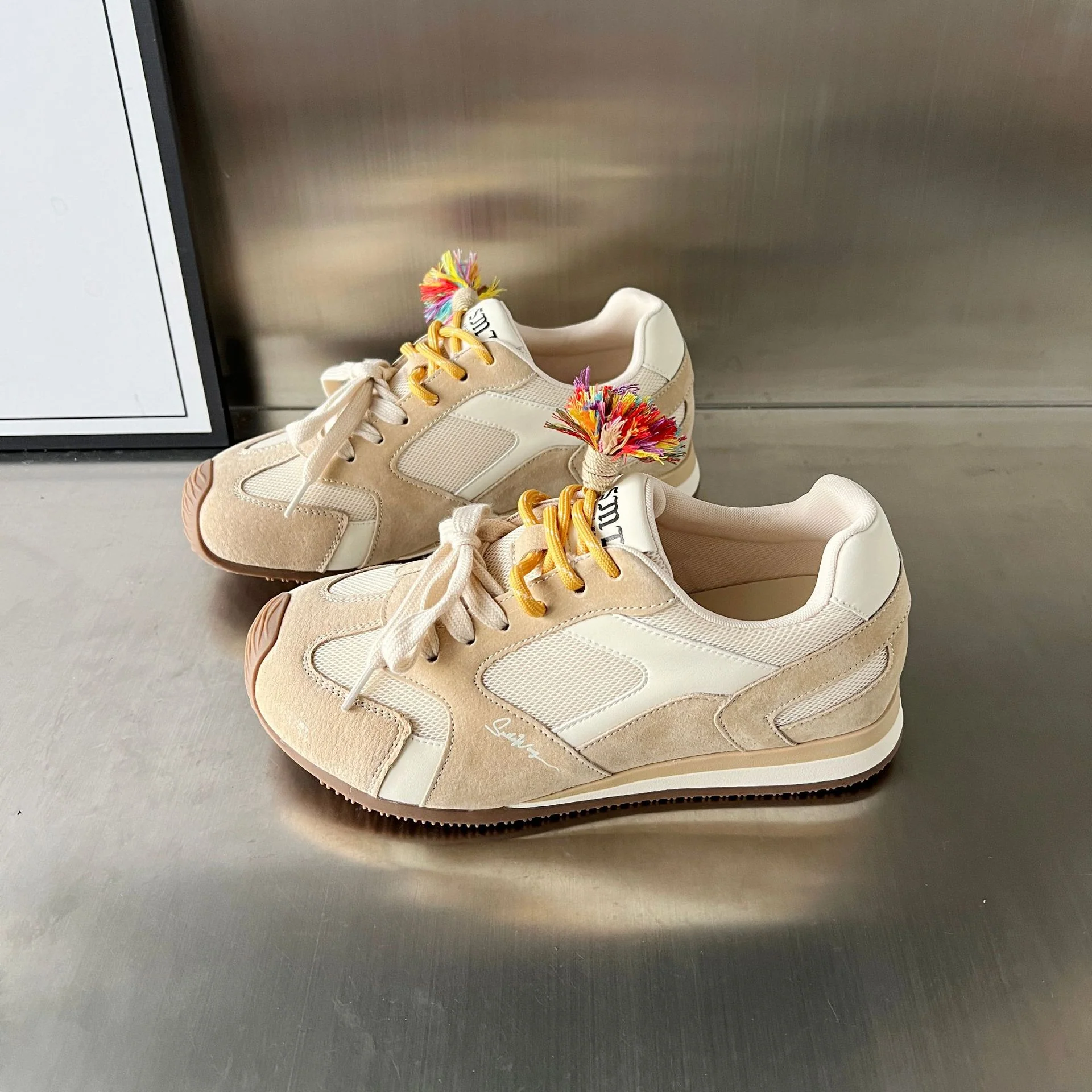 Damen Sportliche Sneakers mit modischem Design und atmungsaktiver Struktur Heidi Mode - Image 8