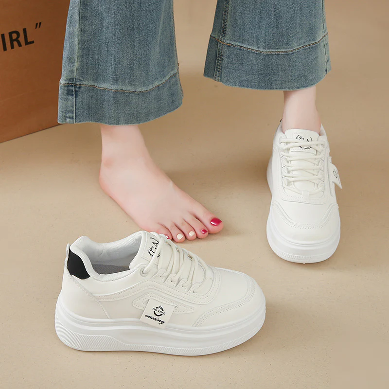 Damen Sportliche Sneakers mit modischem Plateau-Design Heidi Mode - Image 3
