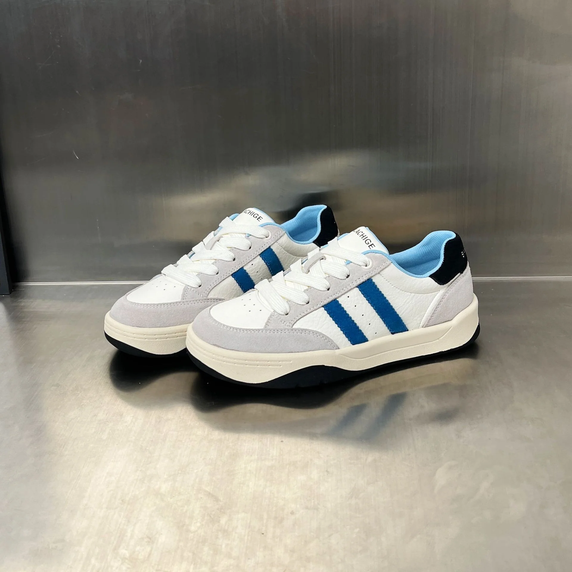 Damen Sportliche Sneakers mit modischem Profil und ergonomischer Dämpfung Heidi Mode - Image 6