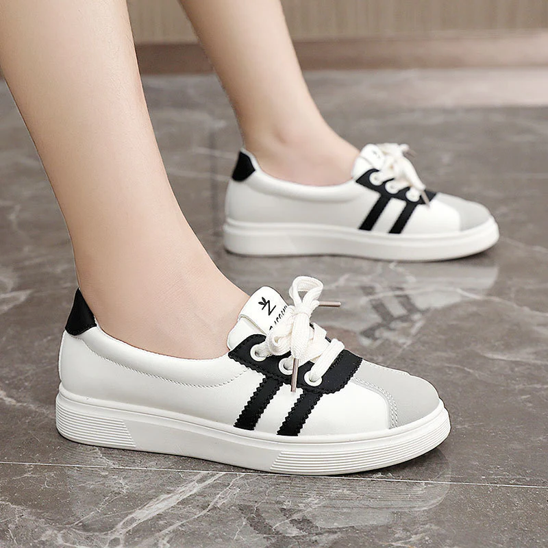 Damen Sportliche Sneakers mit reflektierendem Obermaterial und gepolsterter Innensohle Heidi Mode - Image 3
