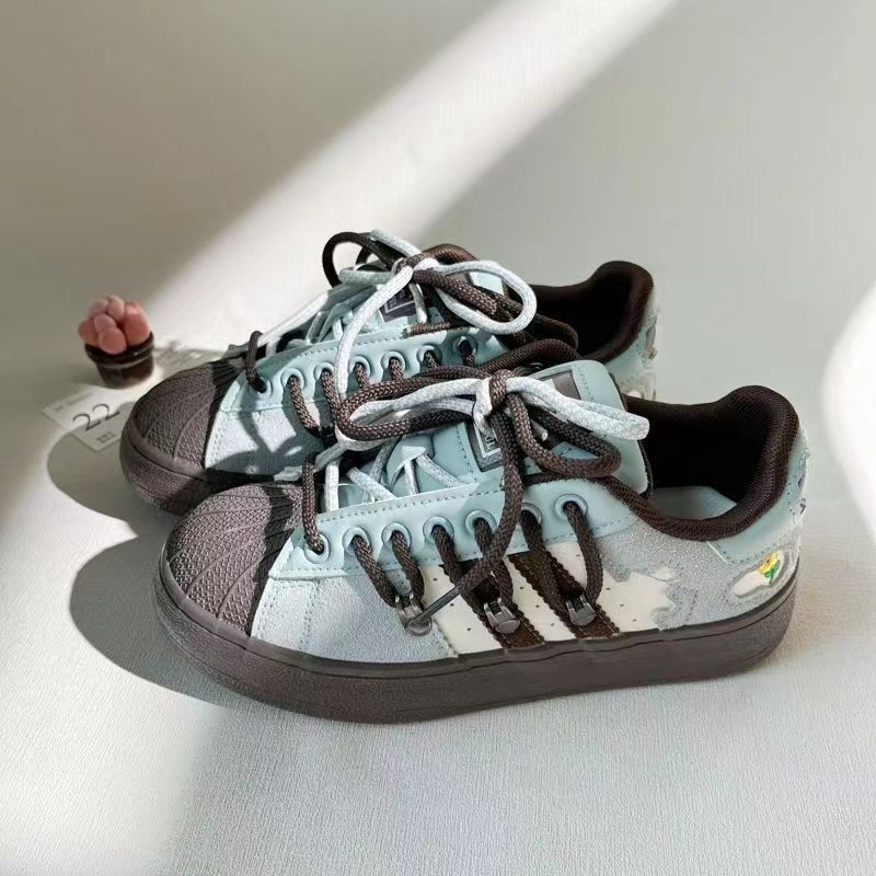 Damen Sportliche Sneakers mit robustem Gummiprofil und atmungsaktiver Oberflächenstruktur Heidi Mode - Image 6