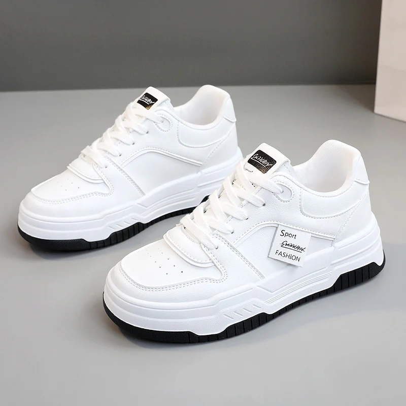 Damen Sportliche Sneakers mit robustem Obermaterial und dämpfendem Sohlenprofil Heidi Mode - Image 8