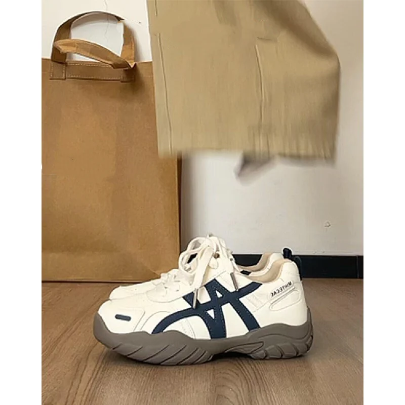 Damen Sportliche Sneakers mit rutschfester Sohle und atmungsaktivem Obermaterial Heidi Mode - Image 6