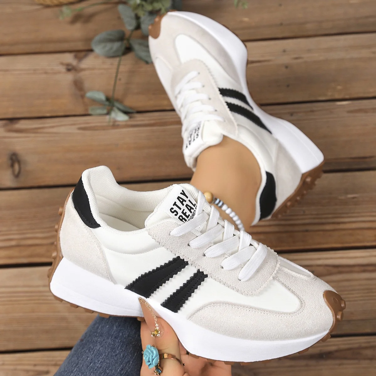 Damen Sportliche Sneakers mit rutschfester Sohle und atmungsaktivem Obermaterial Heidi Mode - Image 6